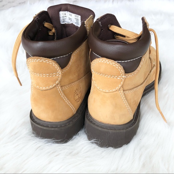 Timberland Classic Tan Brown Suede Leather Boots - Picture 3 of 7